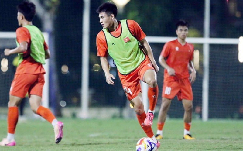 phi-hoang-dat-quyet-tam-cung-u23-viet-nam-bao-ve